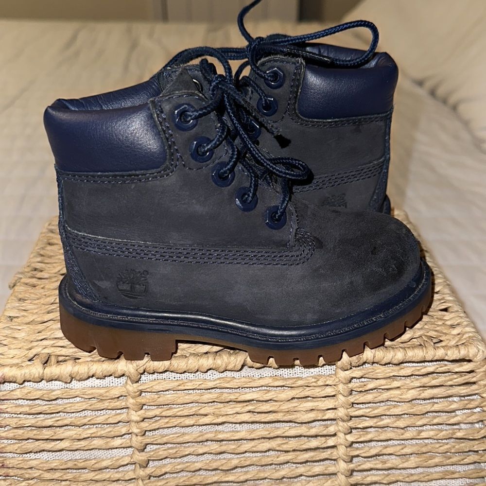 Timberland US7/EU 23.5 Classic Primaloft 200 gram Boot Toddler Navy Leather - Picture 5 of 16